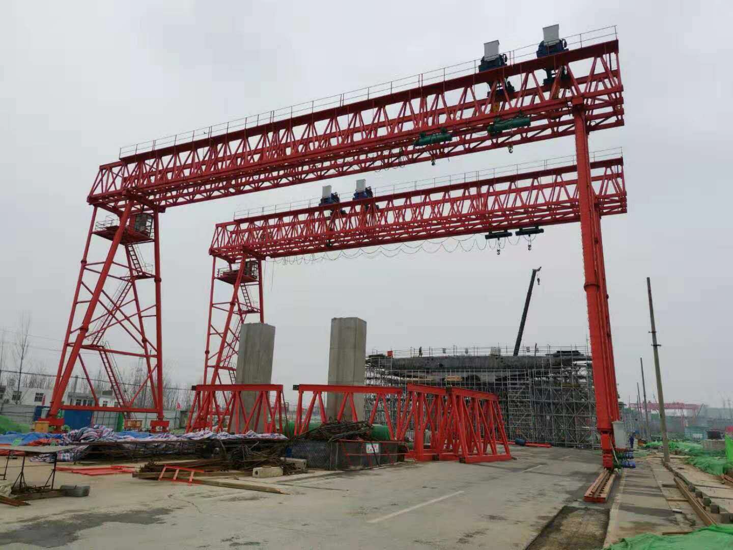 門(mén)式起重機常見(jiàn)事故應急處理措施