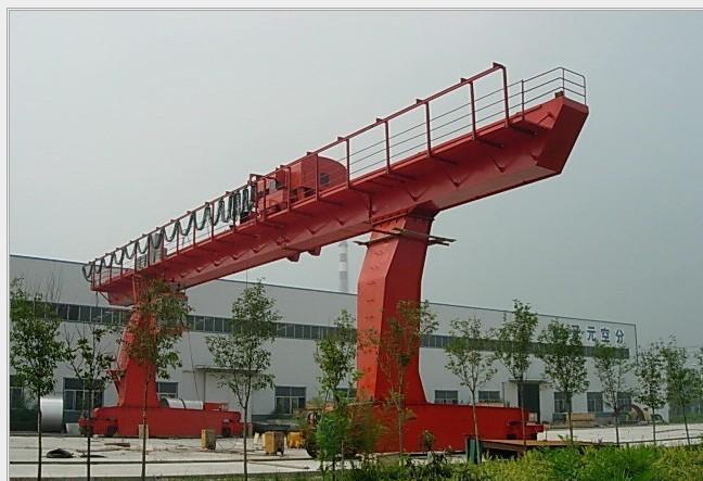 單梁起重機的結構件安全有哪些？來(lái)看看這些你都知道嗎？