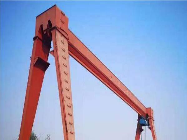 門(mén)式起重機在安裝和使用過(guò)程中需要注意那些
